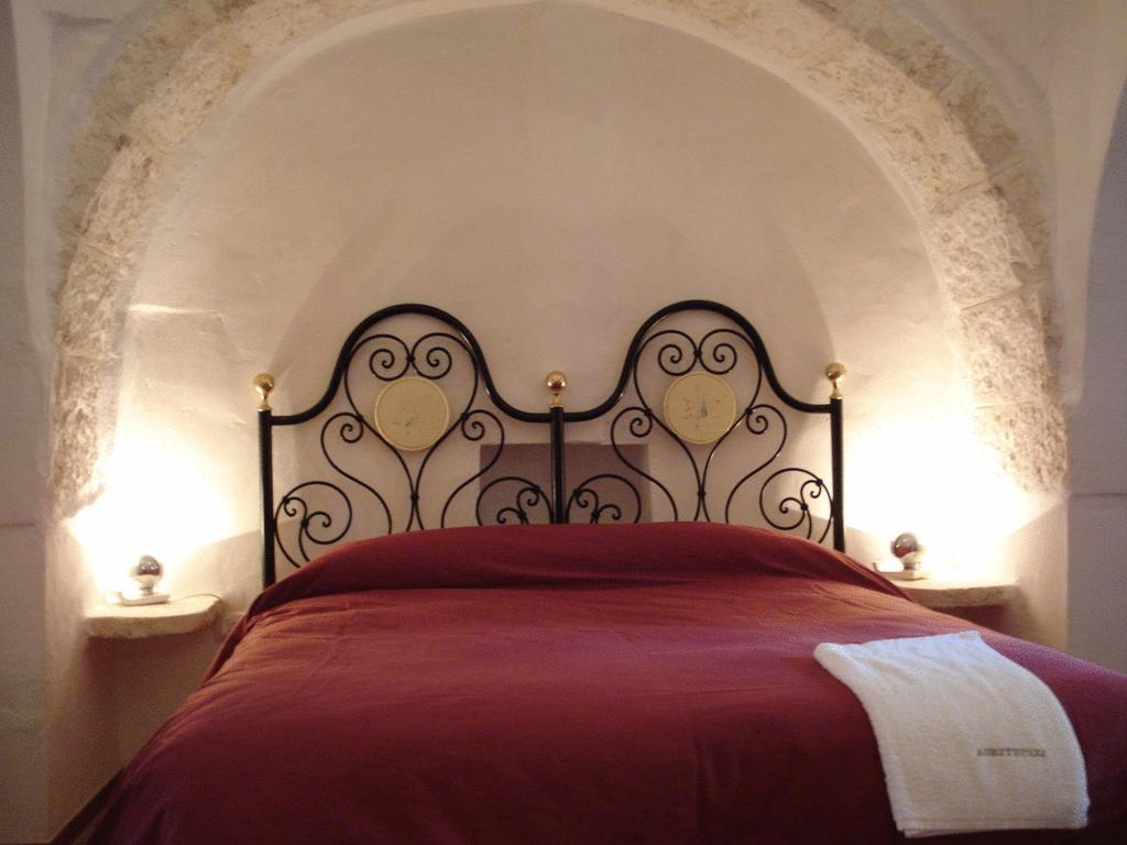 Agritrulli Guest House Ostuni Eksteriør bilde