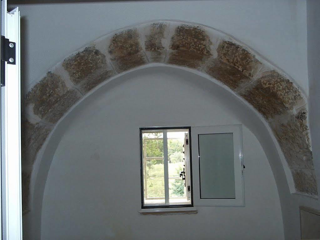 Agritrulli Guest House Ostuni Eksteriør bilde