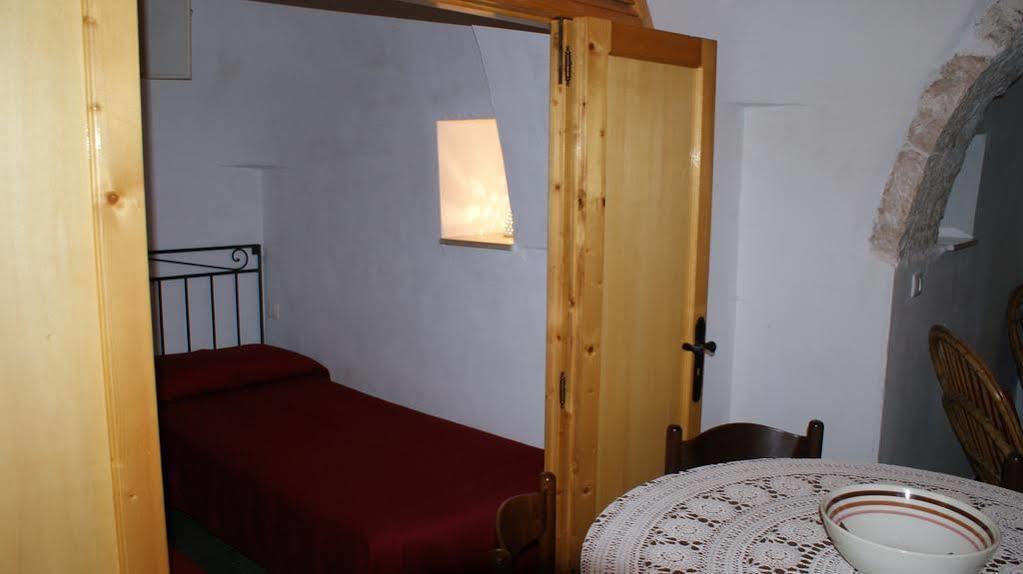 Agritrulli Guest House Ostuni Eksteriør bilde